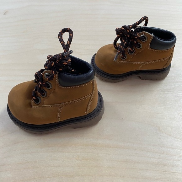 Route 66 Baby Boots size 2 (CR) - Picture 4 of 10